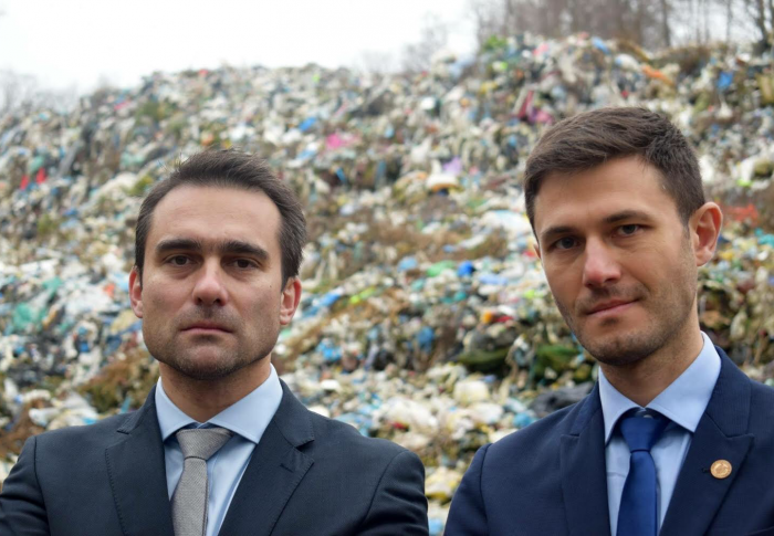 Legea Mirosurilor, depusă în Parlament