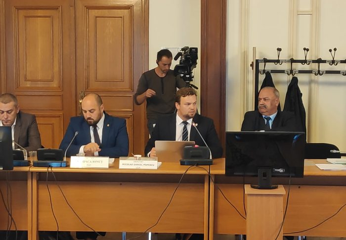 Parlamentarii PSD, reprezentanții Guvernului și conducerea Romsilva mimează reformele în domeniul silvic