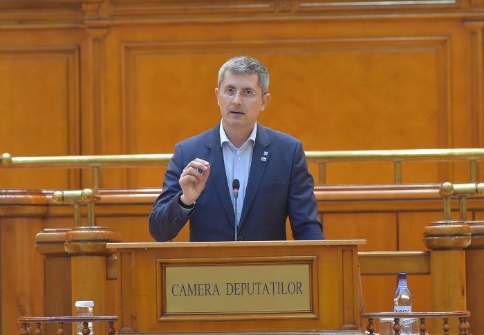Amendament important depus de USR la un proiect pentru care își angajează răspunderea Guvernul Orban