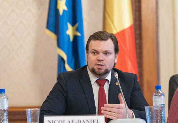 Daniel Popescu: Solicit Guvernului o politică fermă pentru sprijinul românilor din nordul Bucovinei