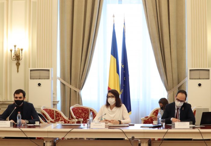 Dezbatere USR PLUS: „Piața de capital din România – Prezent și viitor”