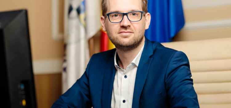 Primarul Dominic Fritz oferă burse de 1 milion de euro pentru a atrage artiști la Timișoara