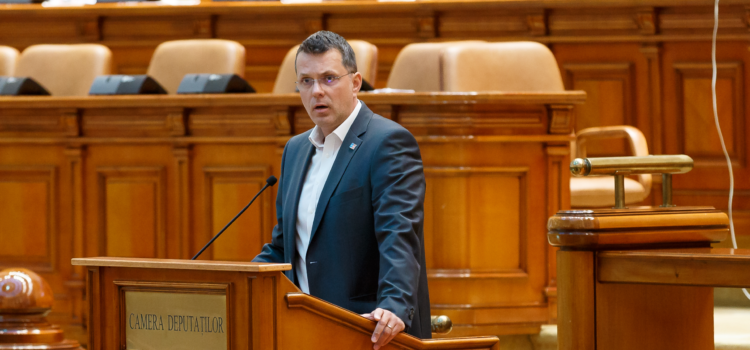 USR: Ministrul Cătălin Predoiu a pierdut lupta cu traficul de droguri