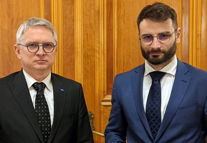 Senatul adoptă inițiativa USR care introduce servicii consulare online pentru românii din Diaspora, fără drumuri inutile la consulat