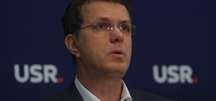USR îi cere președintelui Iohannis să-și precizeze, de urgență, poziția față de menținerea în funcția de ministru a lui Lucian Bode, plagiator dovedit