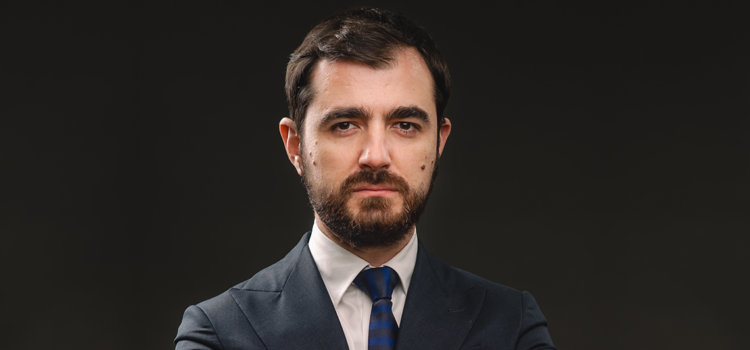 PSD și PNL îi dau mână liberă lui Marcel Ciolacu să încalce legile