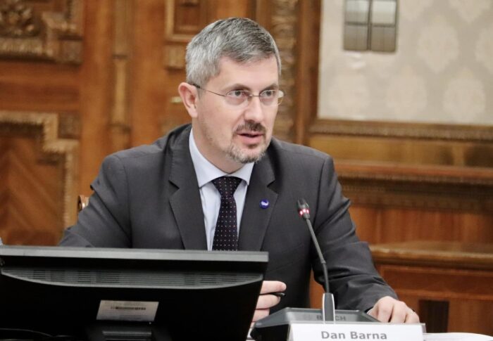 USR propune Parlamentului o declarație care condamnă războiul din Ucraina