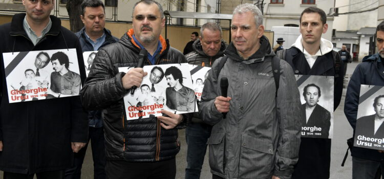USR, solidaritate cu Andrei Ursu la procesul în care sunt judecați securiștii care i-au ucis tatăl: Fără pensii speciale pentru securiști