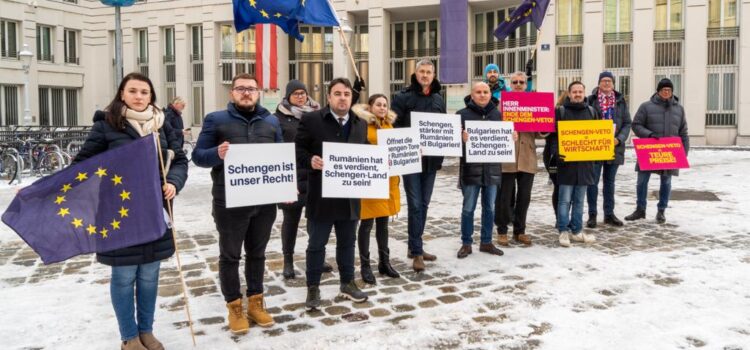 USR cere Austriei, la Viena, să renunțe la veto-ul cu privire la aderarea României la Schengen