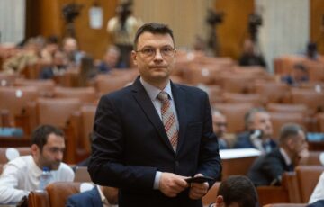 Cererea USR de sancționare a deputatului AUR Mihail Neamțu, trimisă la Comisia juridică