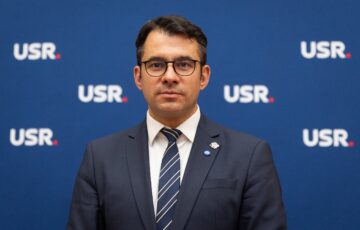 USR: Cercetarea merită respect – bani pentru performanță, nu pentru sinecuri