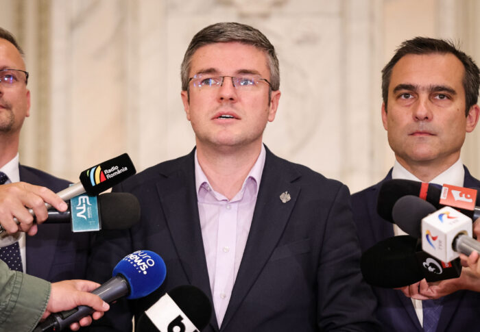 USR: Oprim veniturile nesimțite din conducerea ASF! Șefii nu trebuie plătiți de două ori pentru aceeași muncă
