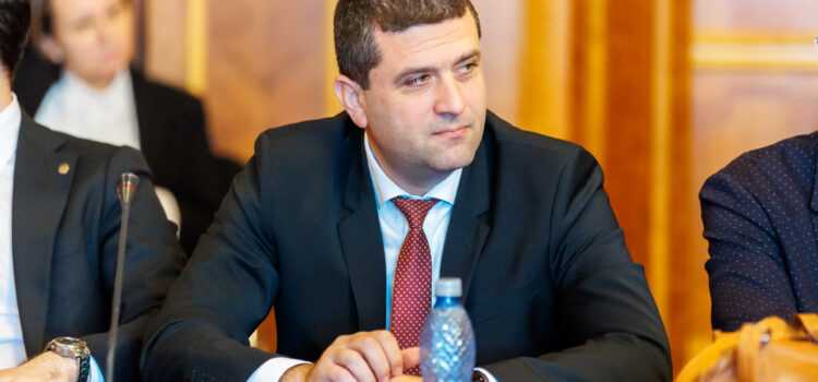 USR solicită Guvernului explicații pentru acordul inechitabil privind stocarea de dioxid de carbon în România