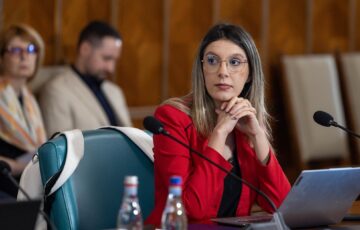 Diana Buzoianu prezintă cifrele dezastrului Romsilva