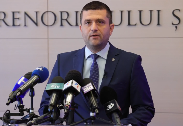 Ministrul Economiei Radu Miruță a intabulat clădirea de pe Olteniței 225, după 18 ani de ilegalitate