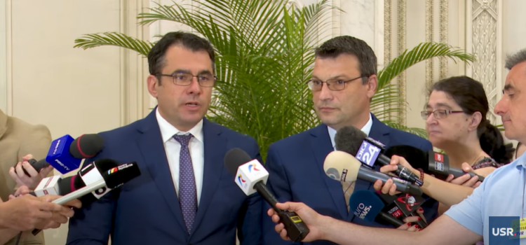 USR: Moțiunea de cenzură a partidelor extremiste este una împotriva României și a cetățenilor ei